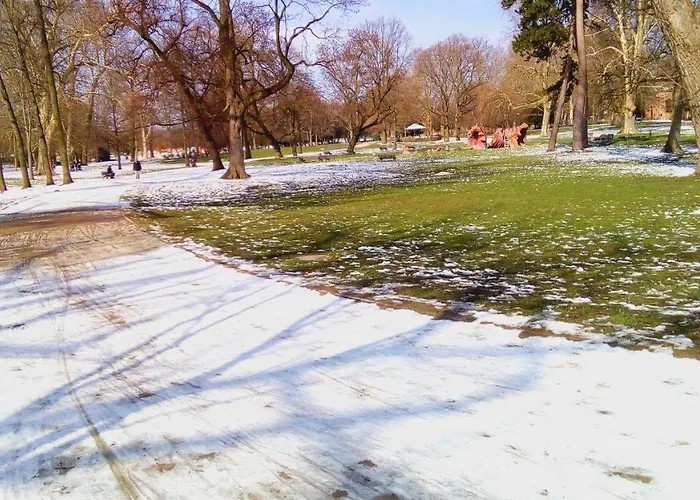 Citycentre For 1 Female Persons - Alternative 1 Child * Frankfurt am Main